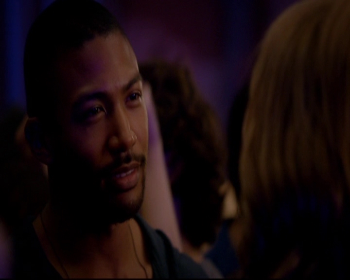 VampireDiariesWorld-dot-nl_TheOriginals_3x02YouHungTheMoon0210.jpg VampireDiariesWorld-dot-nl_TheOriginals_3x02YouHungTheMoon0210.jpg