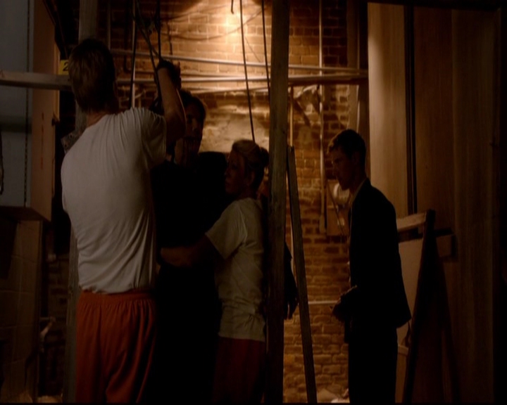 VampireDiariesWorld-dot-nl_TheOriginals_3x02YouHungTheMoon0269.jpg