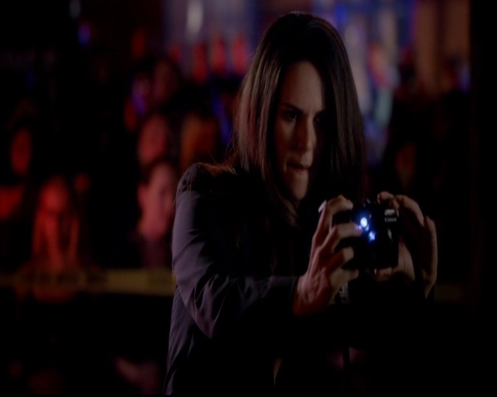 VampireDiariesWorld-dot-nl_TheOriginals_3x02YouHungTheMoon0312.jpg VampireDiariesWorld-dot-nl_TheOriginals_3x02YouHungTheMoon0312.jpg