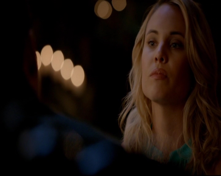 VampireDiariesWorld-dot-nl_TheOriginals_3x02YouHungTheMoon0535.jpg