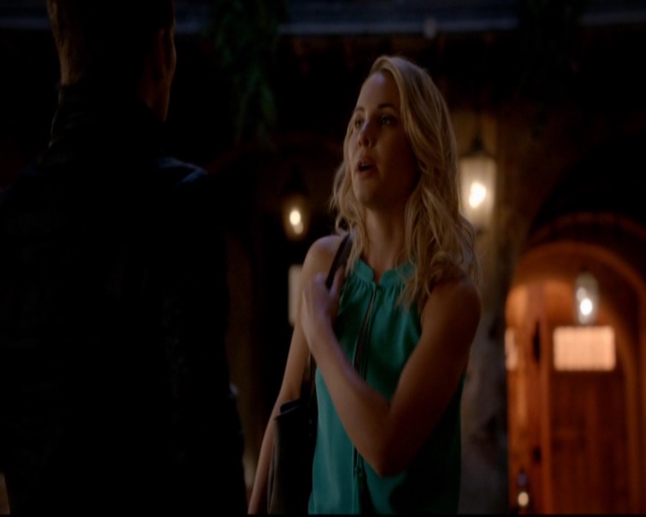 VampireDiariesWorld-dot-nl_TheOriginals_3x02YouHungTheMoon0557.jpg