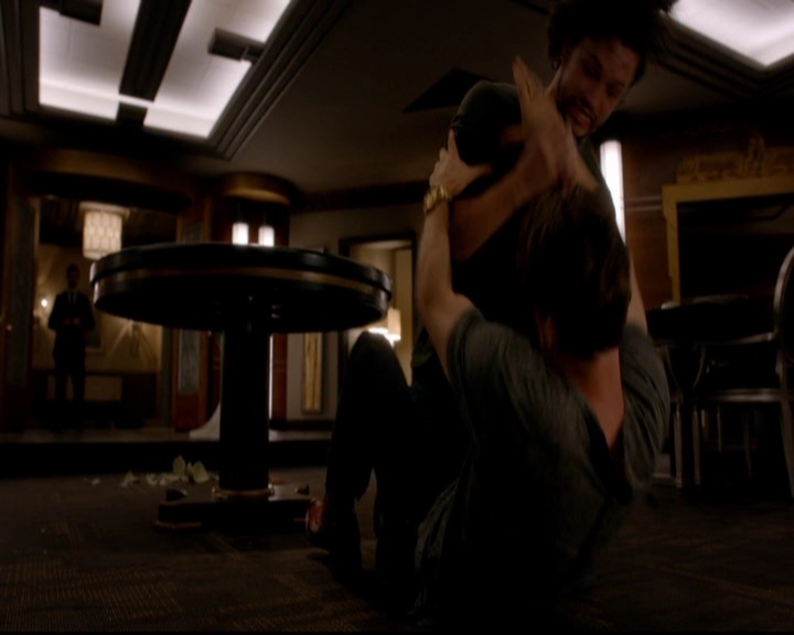 VampireDiariesWorld-dot-nl_TheOriginals_3x02YouHungTheMoon0648.jpg VampireDiariesWorld-dot-nl_TheOriginals_3x02YouHungTheMoon0648.jpg