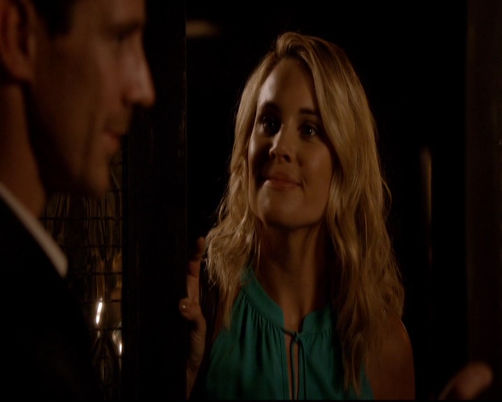 VampireDiariesWorld-dot-nl_TheOriginals_3x02YouHungTheMoon0715.jpg VampireDiariesWorld-dot-nl_TheOriginals_3x02YouHungTheMoon0715.jpg