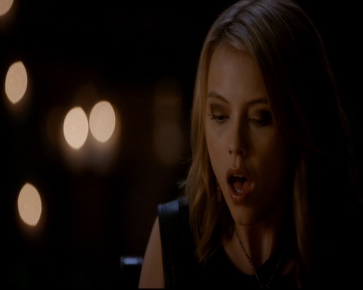 VampireDiariesWorld-dot-nl_TheOriginals_3x02YouHungTheMoon0940.jpg