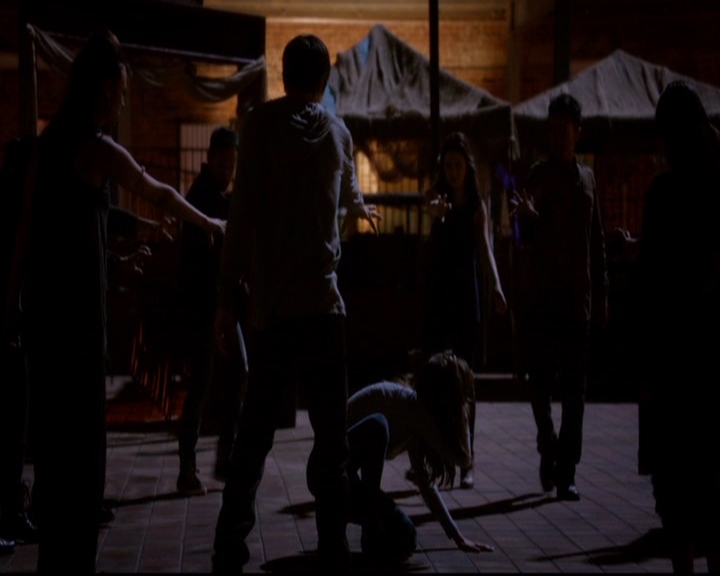 VampireDiariesWorld-dot-nl_TheOriginals_3x02YouHungTheMoon1051.jpg VampireDiariesWorld-dot-nl_TheOriginals_3x02YouHungTheMoon1051.jpg