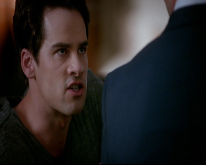 VampireDiariesWorld-dot-nl_TheOriginals_3x02YouHungTheMoon1127.jpg VampireDiariesWorld-dot-nl_TheOriginals_3x02YouHungTheMoon1127.jpg