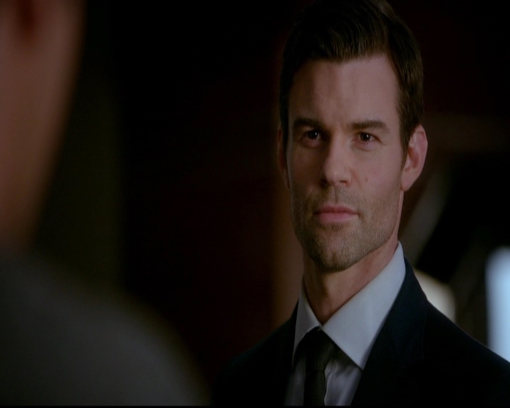 VampireDiariesWorld-dot-nl_TheOriginals_3x02YouHungTheMoon1156.jpg VampireDiariesWorld-dot-nl_TheOriginals_3x02YouHungTheMoon1156.jpg