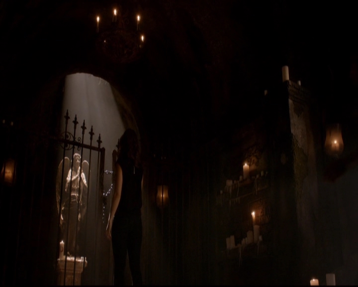 VampireDiariesWorld-dot-nl_TheOriginals_3x02YouHungTheMoon1175.jpg