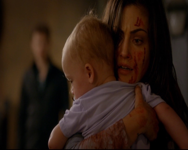 VampireDiariesWorld-dot-nl_TheOriginals_3x02YouHungTheMoon1507.jpg