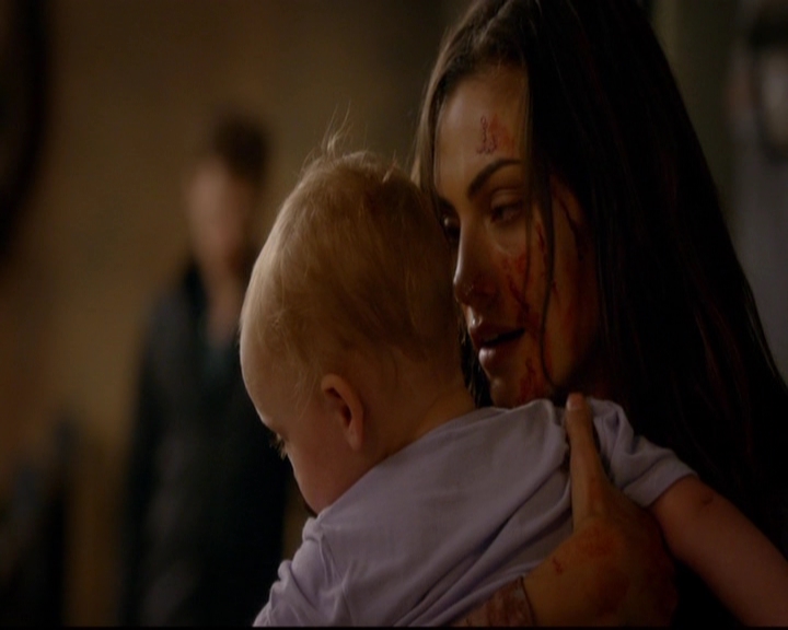 VampireDiariesWorld-dot-nl_TheOriginals_3x02YouHungTheMoon1514.jpg