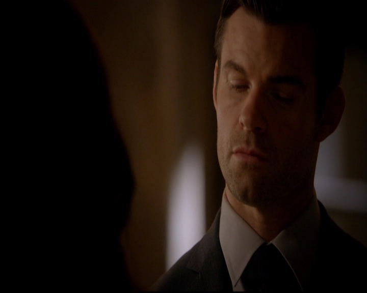 VampireDiariesWorld-dot-nl_TheOriginals_3x02YouHungTheMoon1733.jpg VampireDiariesWorld-dot-nl_TheOriginals_3x02YouHungTheMoon1733.jpg