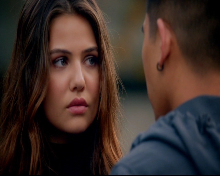 VampireDiariesWorld-dot-nl_TheOriginals_3x02YouHungTheMoon1801.jpg VampireDiariesWorld-dot-nl_TheOriginals_3x02YouHungTheMoon1801.jpg