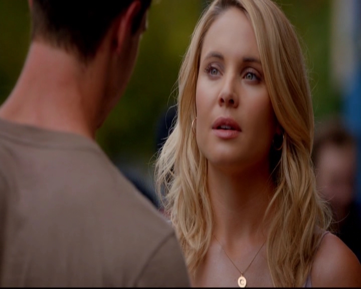 VampireDiariesWorld-dot-nl_TheOriginals_3x02YouHungTheMoon1977.jpg VampireDiariesWorld-dot-nl_TheOriginals_3x02YouHungTheMoon1977.jpg