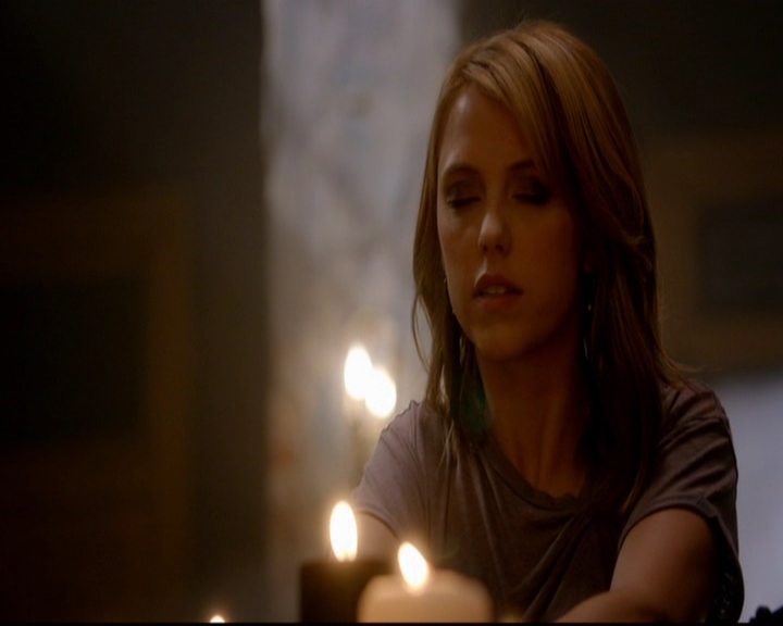 VampireDiariesWorld-dot-nl_TheOriginals_3x02YouHungTheMoon2100.jpg