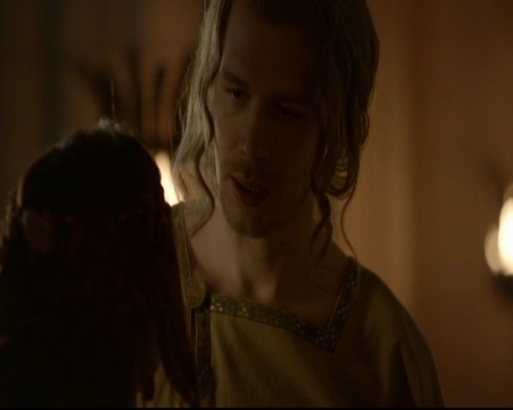 VampireDiariesWorld-dot-nl_TheOriginals_3x03IllSeeYouInHellOrNewOrleans0117.jpg