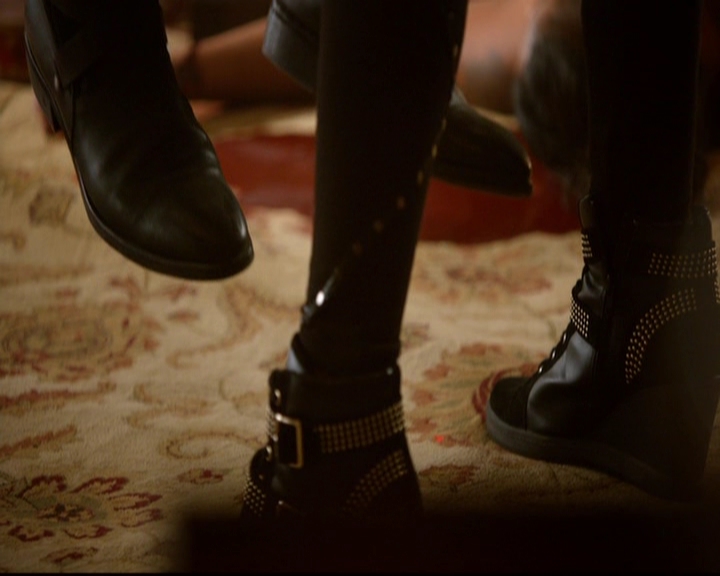 VampireDiariesWorld-dot-nl_TheOriginals_3x03IllSeeYouInHellOrNewOrleans0899.jpg VampireDiariesWorld-dot-nl_TheOriginals_3x03IllSeeYouInHellOrNewOrleans0899.jpg