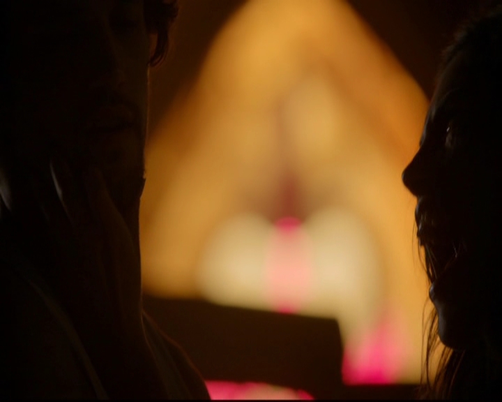 VampireDiariesWorld-dot-nl_TheOriginals_3x03IllSeeYouInHellOrNewOrleans1099.jpg