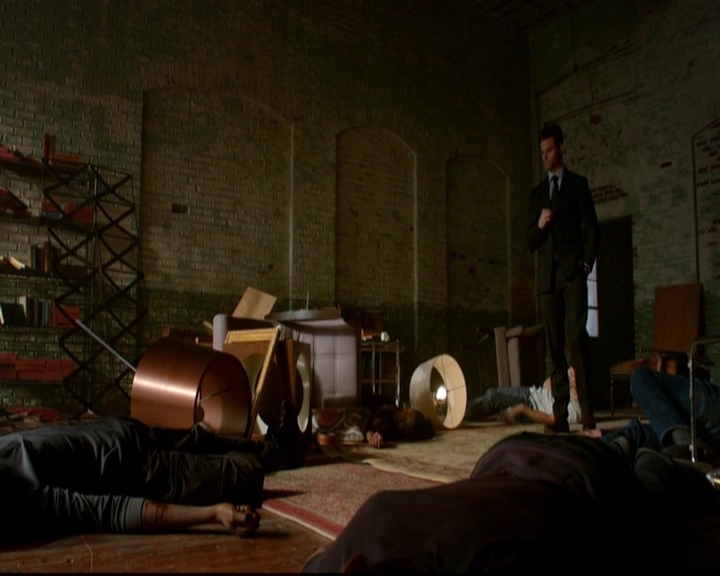 VampireDiariesWorld-dot-nl_TheOriginals_3x03IllSeeYouInHellOrNewOrleans1136.jpg