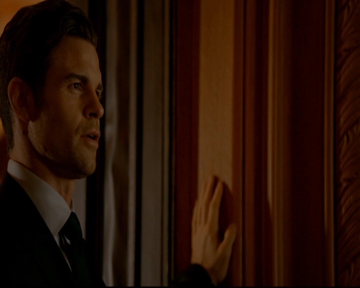 VampireDiariesWorld-dot-nl_TheOriginals_3x03IllSeeYouInHellOrNewOrleans1497.jpg