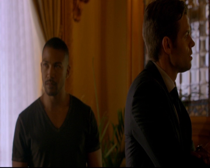 VampireDiariesWorld-dot-nl_TheOriginals_3x03IllSeeYouInHellOrNewOrleans1505.jpg