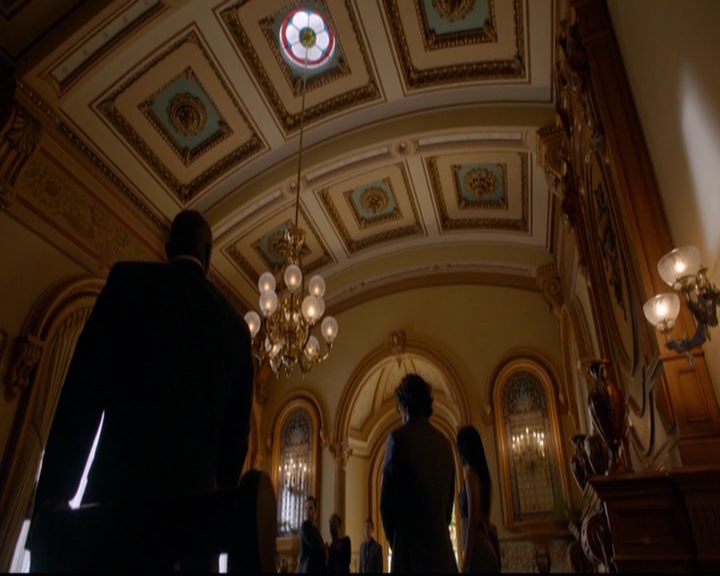 VampireDiariesWorld-dot-nl_TheOriginals_3x03IllSeeYouInHellOrNewOrleans1521.jpg