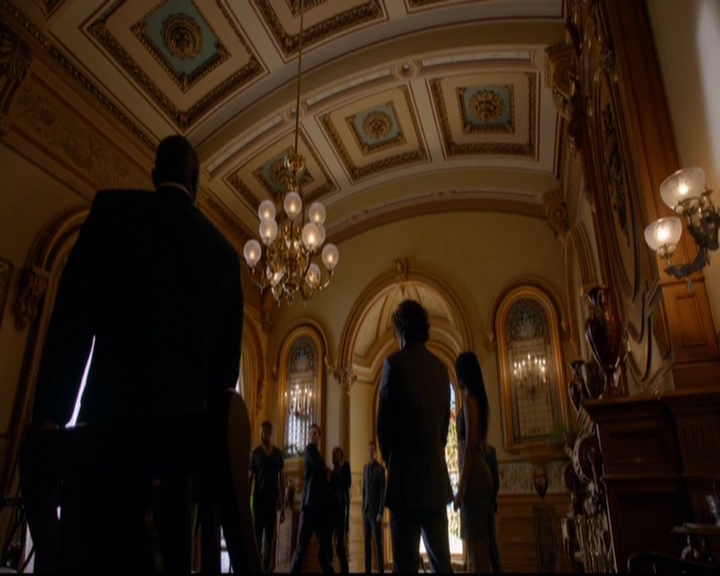 VampireDiariesWorld-dot-nl_TheOriginals_3x03IllSeeYouInHellOrNewOrleans1522.jpg