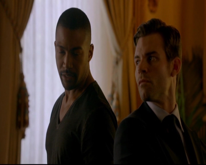 VampireDiariesWorld-dot-nl_TheOriginals_3x03IllSeeYouInHellOrNewOrleans1524.jpg VampireDiariesWorld-dot-nl_TheOriginals_3x03IllSeeYouInHellOrNewOrleans1524.jpg