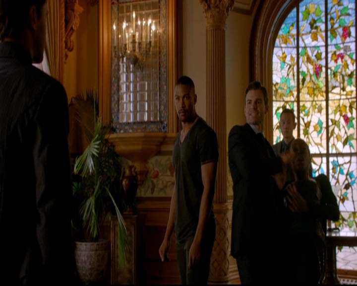 VampireDiariesWorld-dot-nl_TheOriginals_3x03IllSeeYouInHellOrNewOrleans1526.jpg VampireDiariesWorld-dot-nl_TheOriginals_3x03IllSeeYouInHellOrNewOrleans1526.jpg