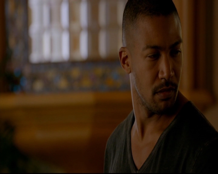 VampireDiariesWorld-dot-nl_TheOriginals_3x03IllSeeYouInHellOrNewOrleans1528.jpg