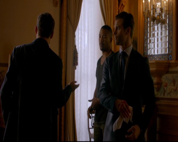VampireDiariesWorld-dot-nl_TheOriginals_3x03IllSeeYouInHellOrNewOrleans1536.jpg