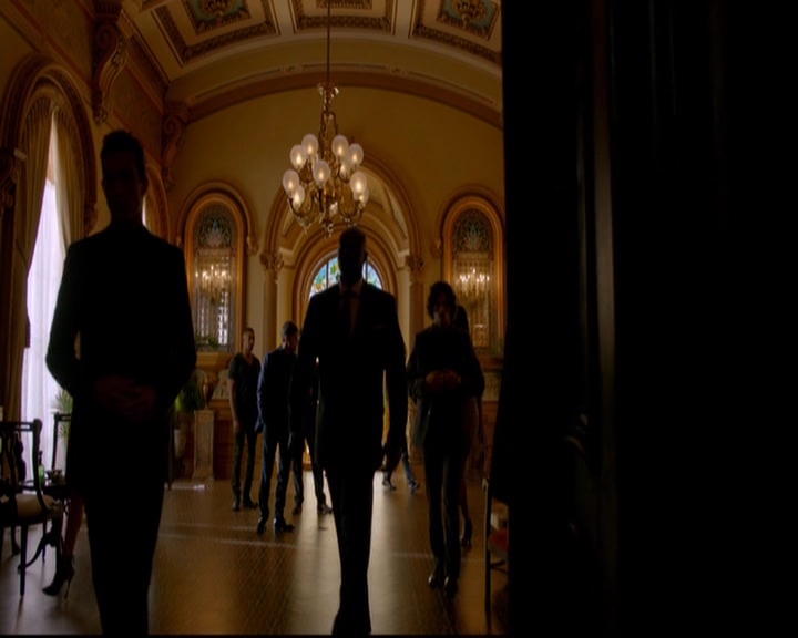 VampireDiariesWorld-dot-nl_TheOriginals_3x03IllSeeYouInHellOrNewOrleans1543.jpg