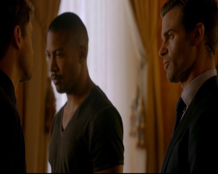 VampireDiariesWorld-dot-nl_TheOriginals_3x03IllSeeYouInHellOrNewOrleans1564.jpg VampireDiariesWorld-dot-nl_TheOriginals_3x03IllSeeYouInHellOrNewOrleans1564.jpg