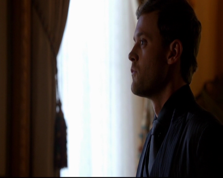 VampireDiariesWorld-dot-nl_TheOriginals_3x03IllSeeYouInHellOrNewOrleans1793.jpg