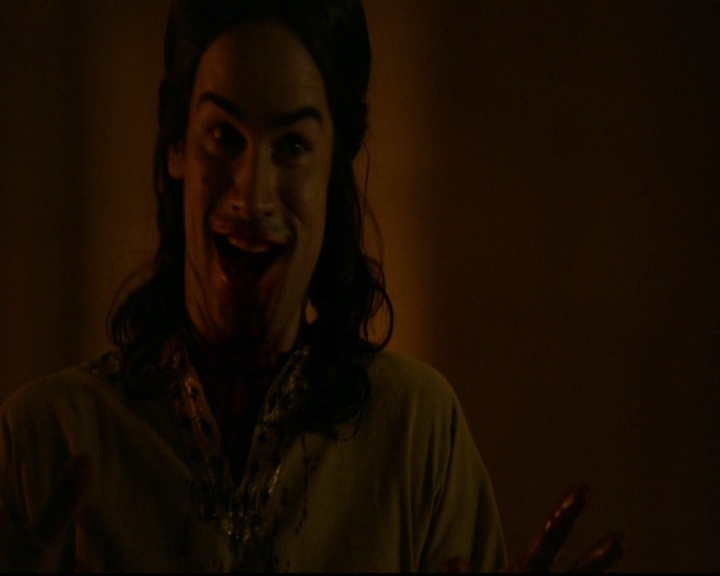 VampireDiariesWorld-dot-nl_TheOriginals_3x03IllSeeYouInHellOrNewOrleans2012.jpg