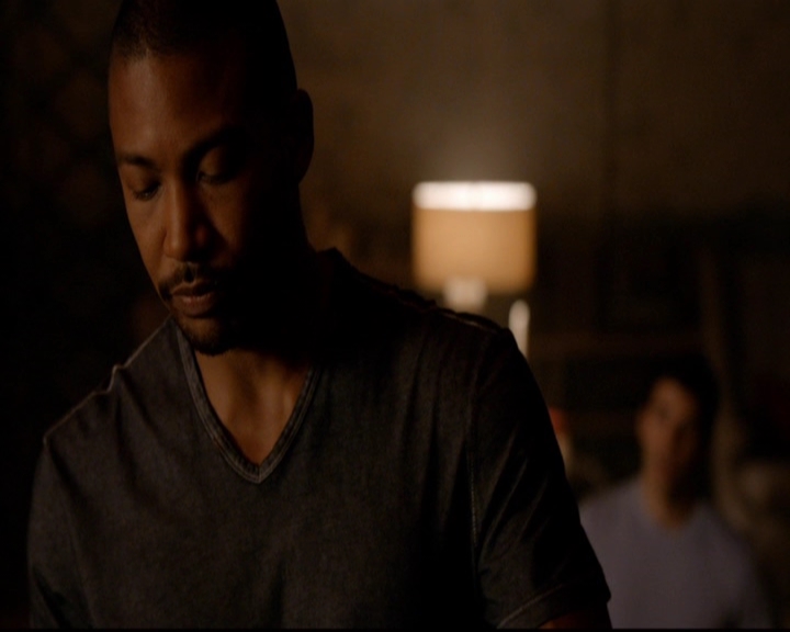 VampireDiariesWorld-dot-nl_TheOriginals_3x03IllSeeYouInHellOrNewOrleans2171.jpg
