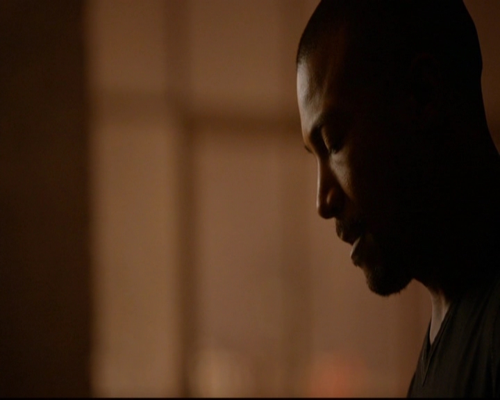 VampireDiariesWorld-dot-nl_TheOriginals_3x03IllSeeYouInHellOrNewOrleans2180.jpg