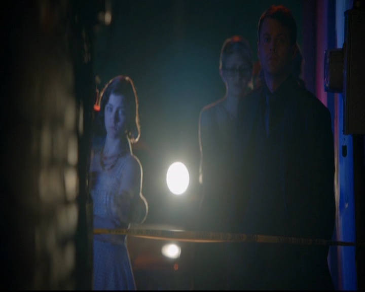 VampireDiariesWorld-dot-nl_TheOriginals_3x03IllSeeYouInHellOrNewOrleans2214.jpg