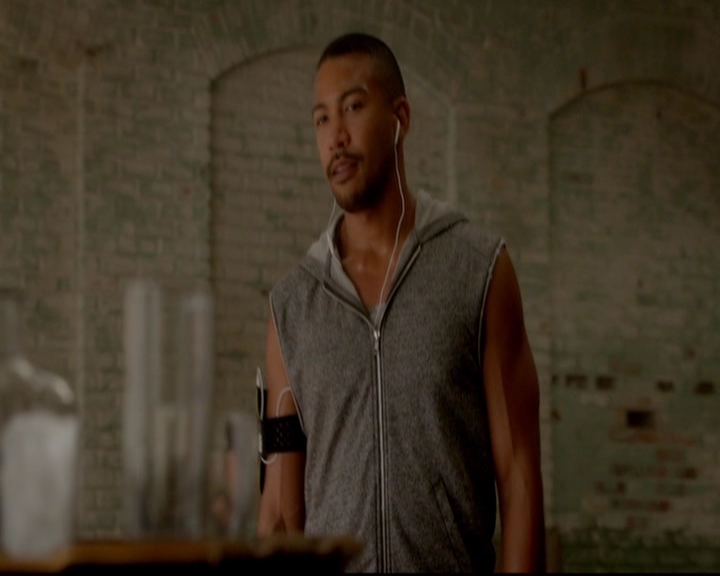 VampireDiariesWorld-dot-nl_TheOriginals_3x04AWalkOnTheWildSide0030.jpg