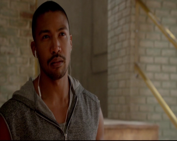 VampireDiariesWorld-dot-nl_TheOriginals_3x04AWalkOnTheWildSide0049.jpg
