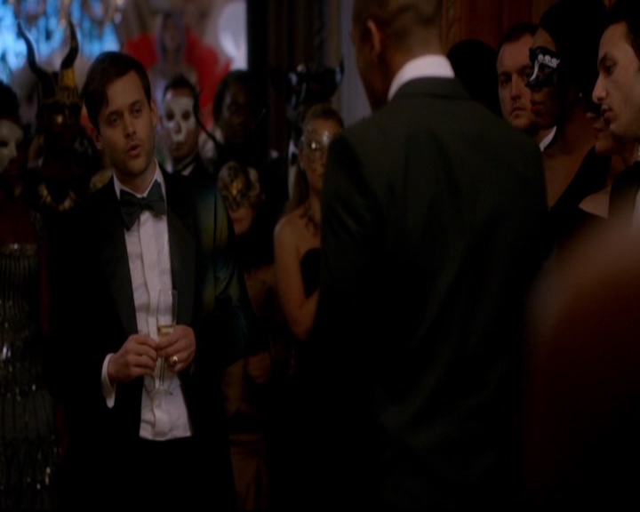 VampireDiariesWorld-dot-nl_TheOriginals_3x04AWalkOnTheWildSide0925.jpg