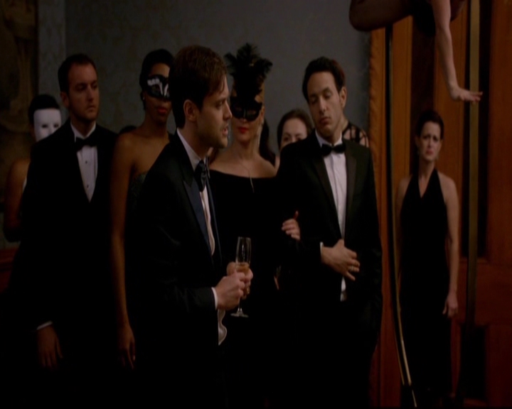 VampireDiariesWorld-dot-nl_TheOriginals_3x04AWalkOnTheWildSide0928.jpg