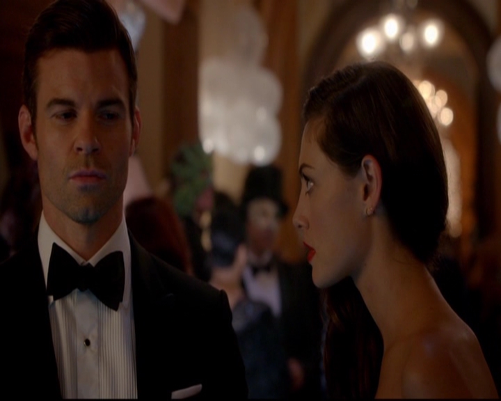 VampireDiariesWorld-dot-nl_TheOriginals_3x04AWalkOnTheWildSide0985.jpg