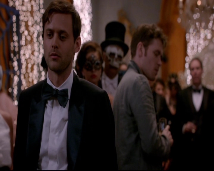 VampireDiariesWorld-dot-nl_TheOriginals_3x04AWalkOnTheWildSide1427.jpg