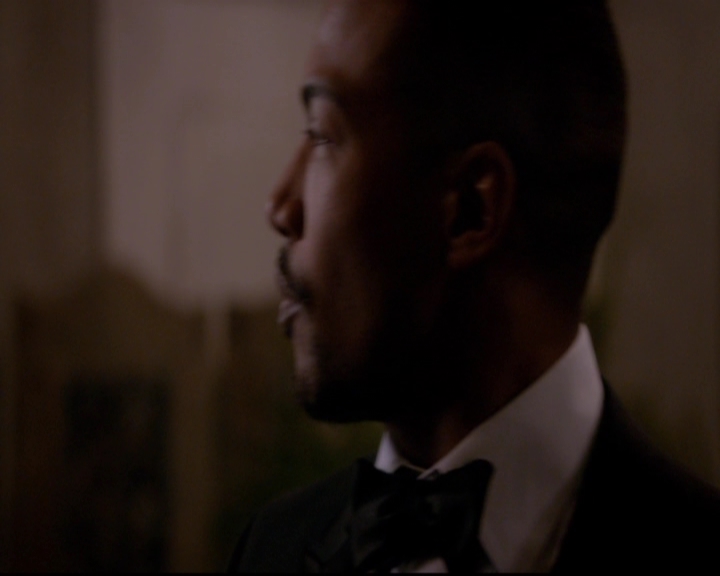 VampireDiariesWorld-dot-nl_TheOriginals_3x04AWalkOnTheWildSide1565.jpg