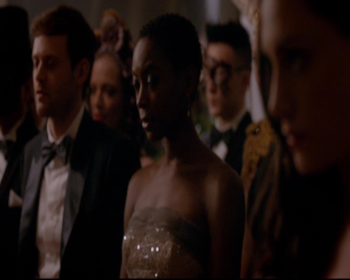 VampireDiariesWorld-dot-nl_TheOriginals_3x04AWalkOnTheWildSide1721.jpg