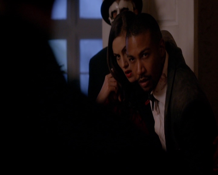 VampireDiariesWorld-dot-nl_TheOriginals_3x04AWalkOnTheWildSide1816.jpg