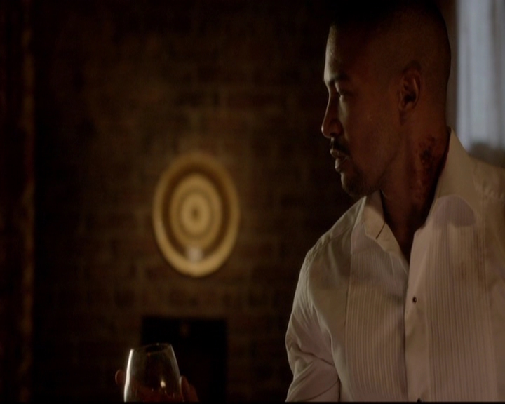 VampireDiariesWorld-dot-nl_TheOriginals_3x04AWalkOnTheWildSide1948.jpg
