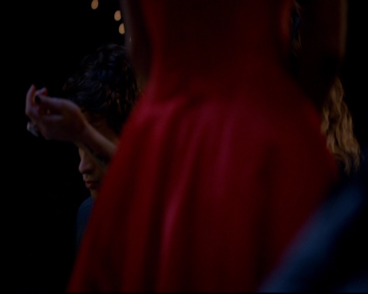 VampireDiariesWorld-dot-nl_TheOriginals_3x04AWalkOnTheWildSide1987.jpg
