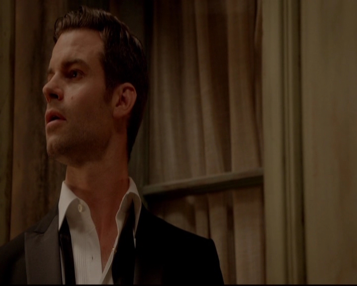 VampireDiariesWorld-dot-nl_TheOriginals_3x04AWalkOnTheWildSide2182.jpg