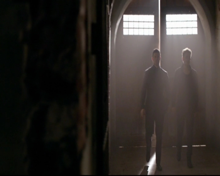 VampireDiariesWorld-dot-nl_TheOriginals_3x05TheAxemansLetters0118.jpg